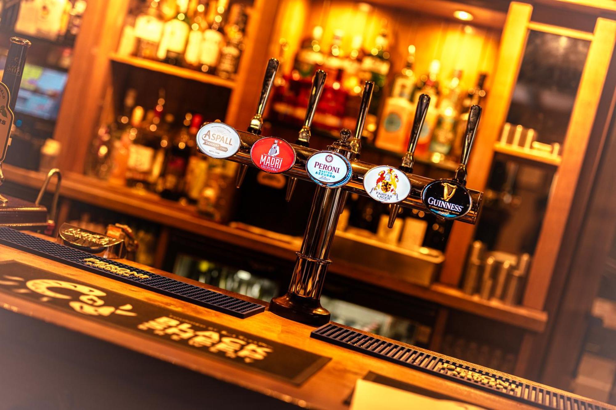 فندق The Fairfax Arms Gilling East المظهر الخارجي الصورة